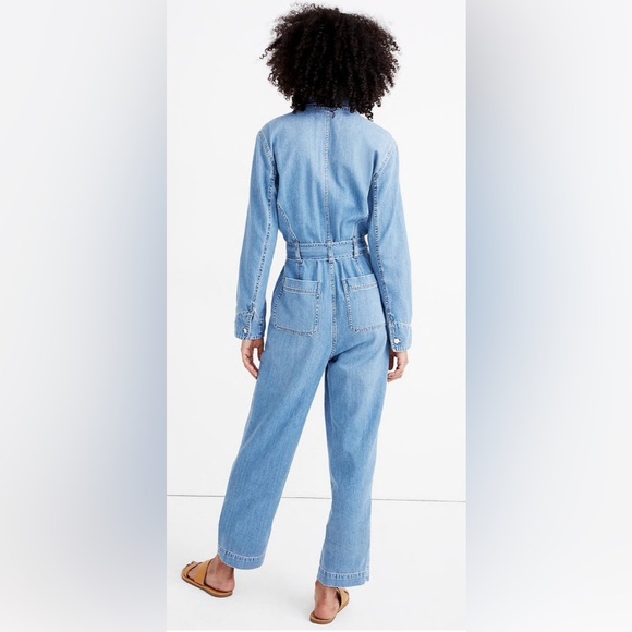 NWT denim jumpsuit with tie waist - Picture 4 of 13
